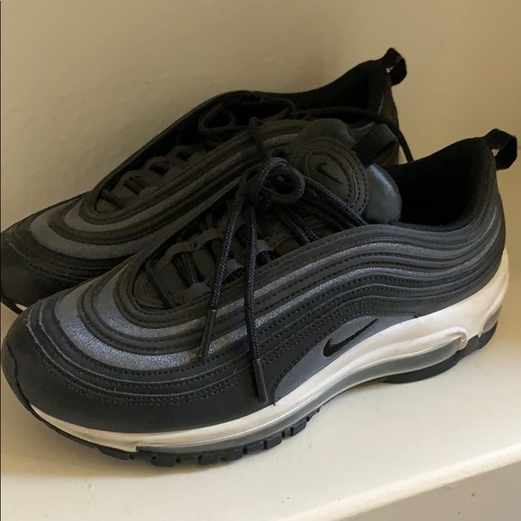 Nike 👟 - Picture 2 of 4